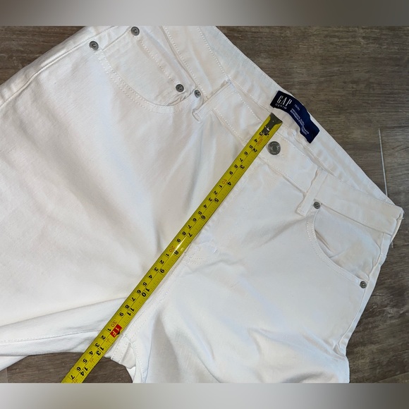 The Gap universal slim boyfriend jeans - Picture 7 of 10